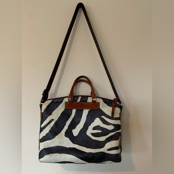Dooney & Bourke zebra pattern Genuine Leather and crossbody/shoulder Handmade. - Picture 2 of 16